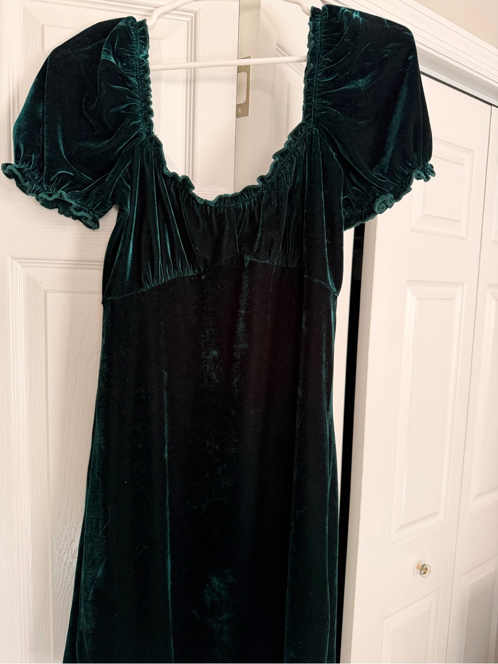 Women’s Velvet Dress in Dark Green